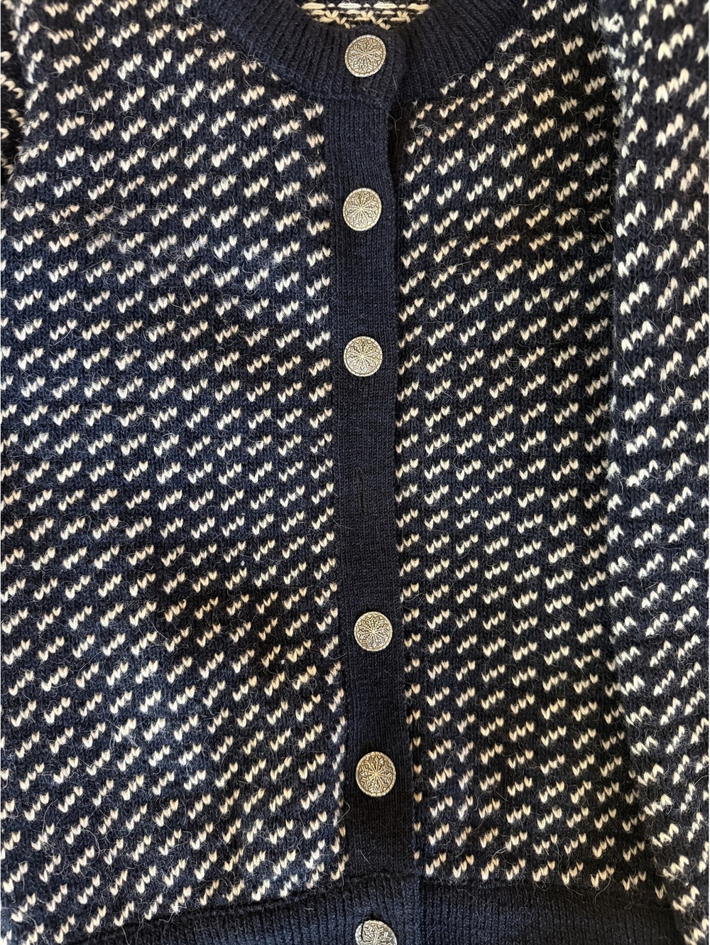 Vintage L.L.Bean Ladies Medium Navy and White Button-Up Cardigan Sweater - Picture 5 of 5
